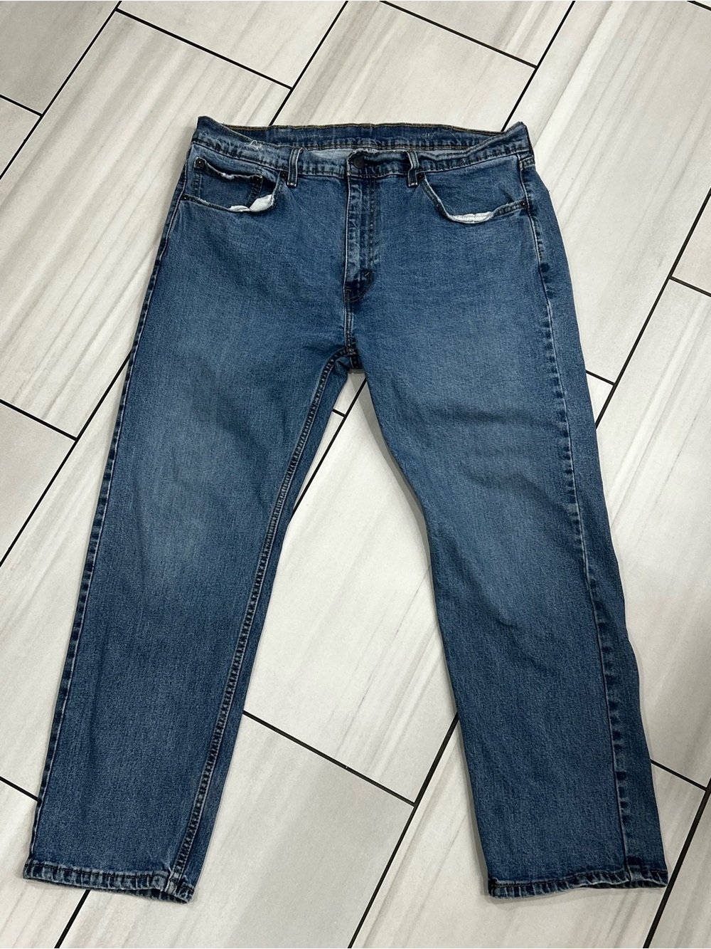 Levi's Mens 505 Straight Leg Relaxed Fit Jeans Size 38x30 Minimalist Medium Wash